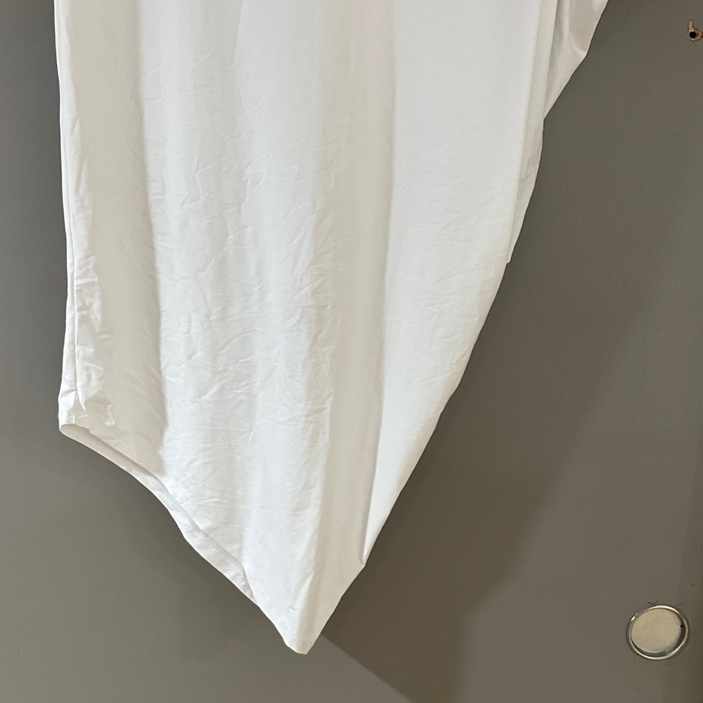 Athleta White Asymmetrical Tunic Stretch Top Minimalist Athleisure - Picture 9 of 9